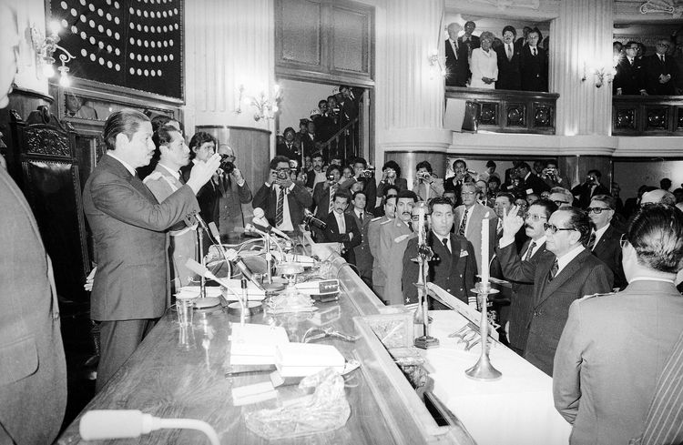 retorno-democracia_lrzima20121009_0061_4